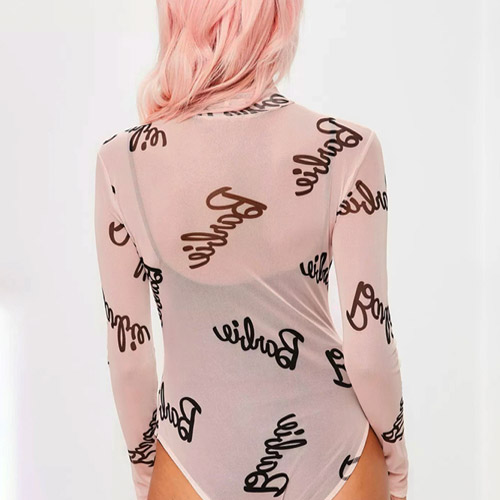 barbie-bodysuit-black-logo-soft-pink-zacht-roze-backside-movastyling