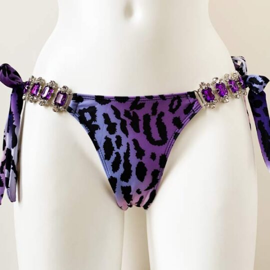 bikinibroekje-rhinestone-luipaardprint-paars-badmode-movastyling