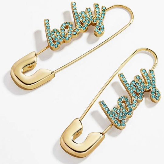 safety-pins-baby-gold-goudkleur-veiligheidsspelden-letters-movastyling